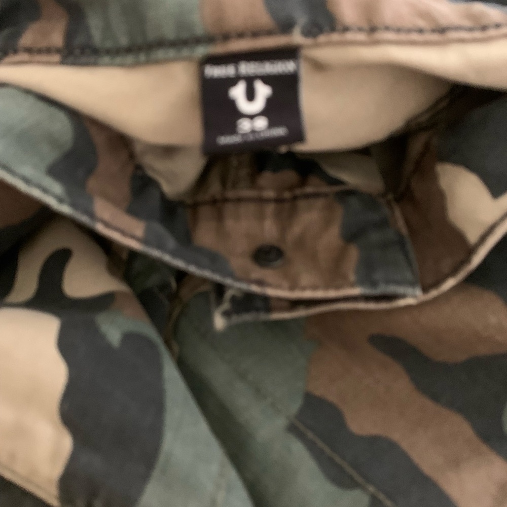 BUNDLED-True Religion and Decibel Camouflage Jeans and shorts - Picture 16 of 16